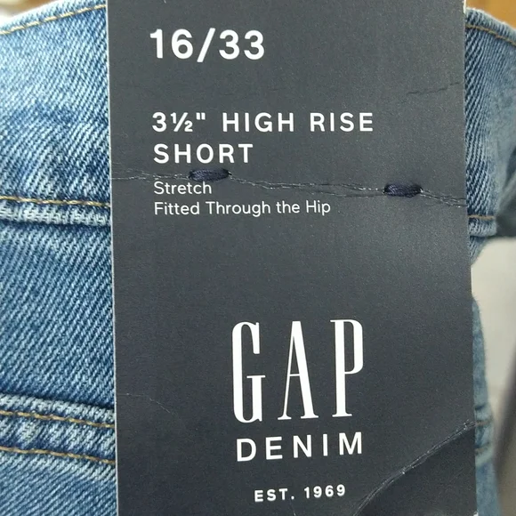 Gap 3.5" High Rise Stretch Denim Shorts - Picture 5 of 9